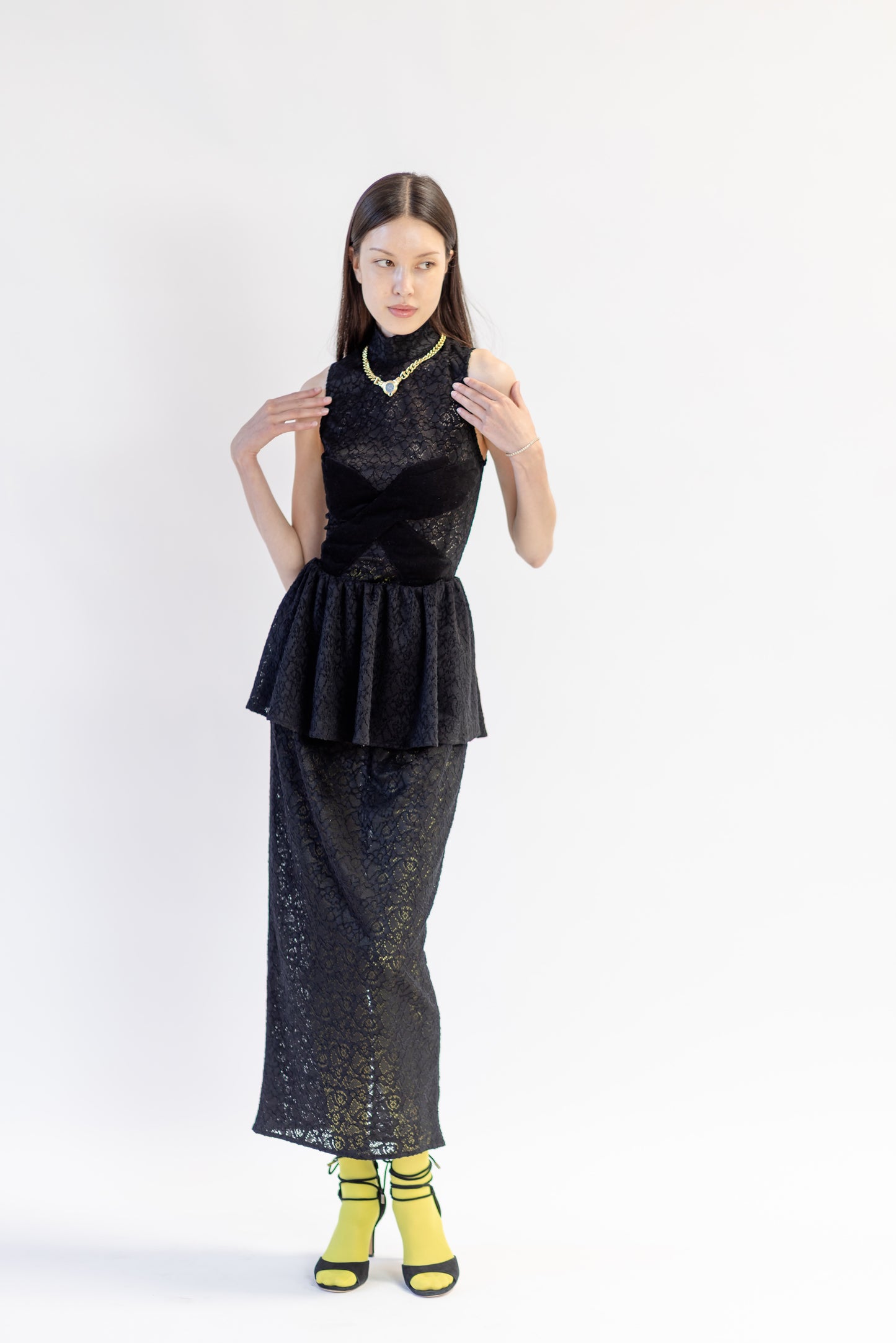 Stretch Lace Quilted Hands Top